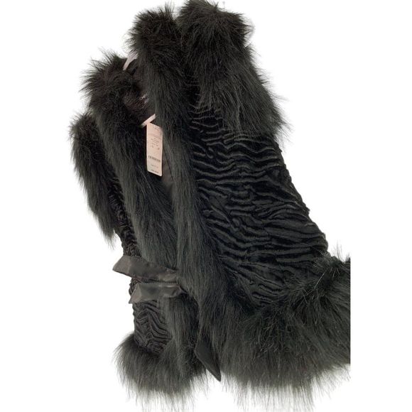 NWT $149 Bebe Courtney Soft Plush Faux Fur Tie Front Vest sz S Black 6308 - Picture 3 of 11
